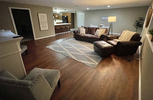 Fowler House | Gramke Guest House 2 Acre Property Peaceful Country Oasis
