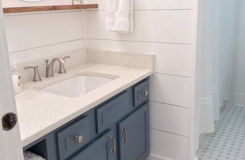 Batavia Apartment | Great location in town ~ Comfortable two-bedroom upper