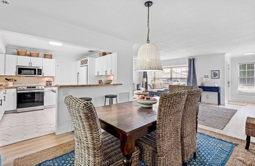 Lighthouse Point House | Great Location: super comfort & style Boca-Drfld - 1.5mi to beach!