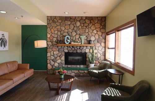 Eagle Hotel | GreenTree Suites Eagle/Vail Valley
