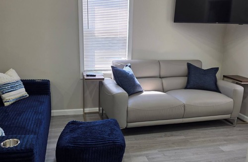 Hampton House | Hampton Beach getaway steps from the Beach & Blvd, Weekly rent Saturday Check in