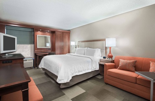 Marlborough Hotel | Hampton Inn Boston/Marlborough