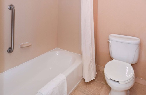 Litchfield Hotel | Hampton Inn by Hilton Litchfield