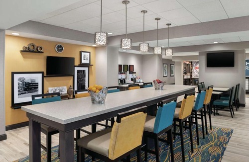 Champaign Hotel | Hampton Inn Champaign Southwest