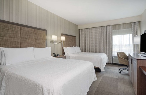 Collinsville Hotel | Hampton Inn Collinsville