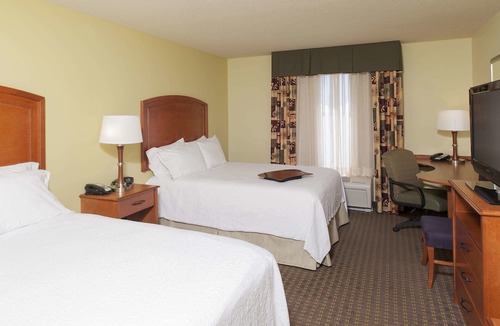 Macomb Hotel | Hampton Inn Macomb