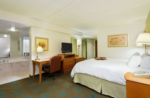 Mount Vernon Hotel | Hampton Inn Mt. Vernon