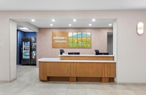 Bolingbrook Hotel | Hampton Inn & Suites Bolingbrook