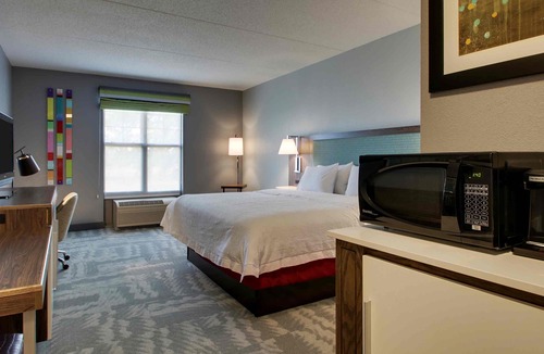 Aurora Hotel | Hampton Inn & Suites Chicago/Aurora