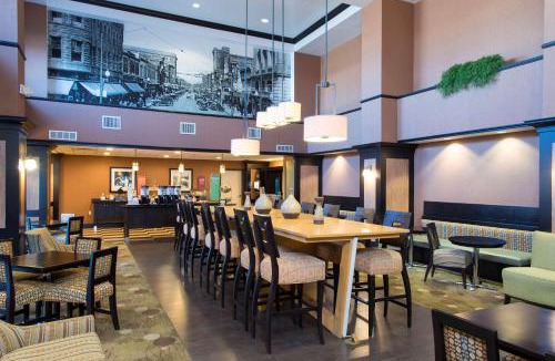 Danville Hotel | Hampton Inn & Suites Danville