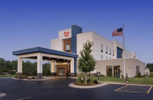 Quad Cities Hotel | Hampton Inn & Suites Moline-Quad City Int'l Aprt