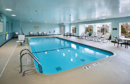 Lincolnshire Hotel | Hampton Inn & Suites Chicago/Lincolnshire