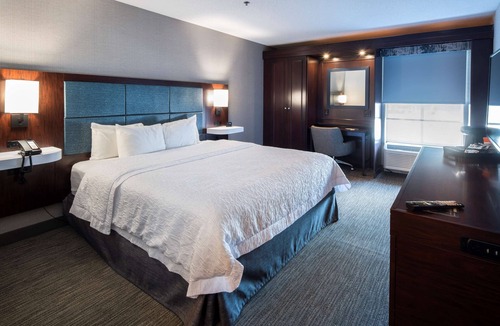 Lincolnshire Hotel | Hampton Inn & Suites Chicago/Lincolnshire