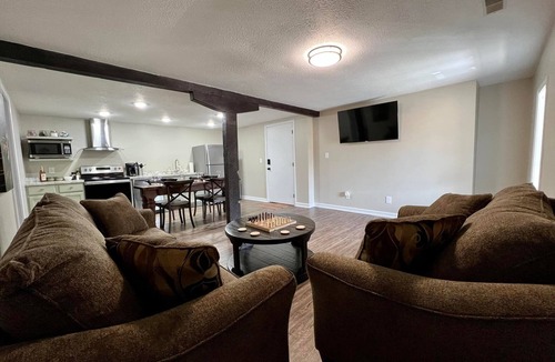 Alto Pass Apartment | Havisham Bourbon Bar - Suite 18 - private, spacious, wine trail apartment