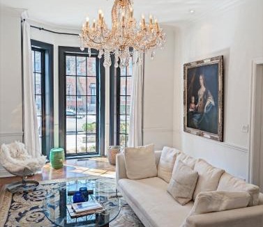 Bloor-Yorkville Bed & Breakfast | Hazelton Heritage Bed & Breakfast