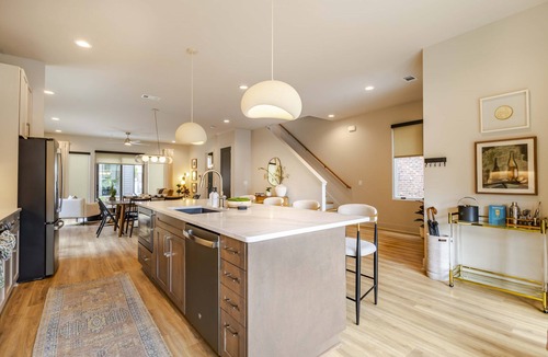 Historic Edgefield House | Headline