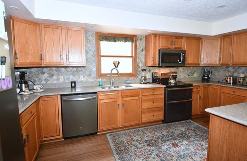 Berkeley Springs House | Healing House - Healing Escape