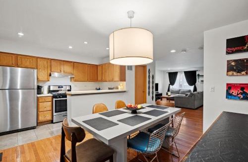 Chicago House | Heart Of Humboldt Park Near Downtown Chicago