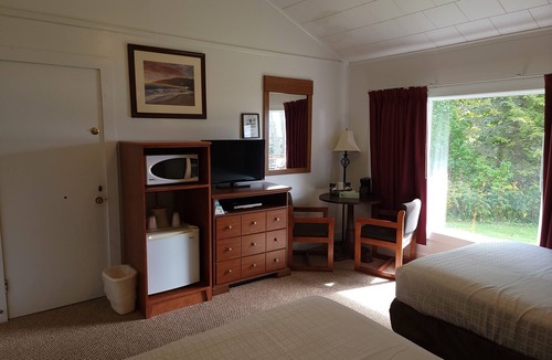 Cooperstown - Otsego Lake Hotel | Hickory Grove Motor Inn