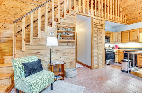 Indian Rock Springs Cabin | Hike, Fish & More: Cozy Cabin w/Patio in Murphy!