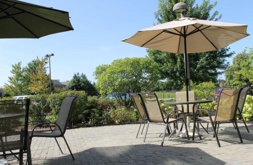 Addison Hotel | Hilton Garden Inn Addison