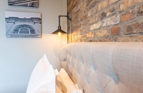 West Dundee Apartment | Hip Urban Loft - Small Town Charm - 124 LOFTS #1