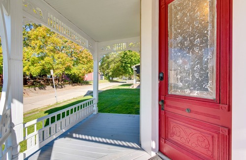 Charleston House | Historic Charleston Home < 1 Mi to University!