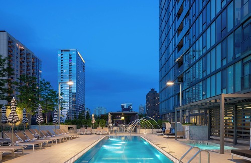 Near North Side Apartment | Historic Charm & Modern Luxury in Chicago’s Iconic Old Town - Stay Level!