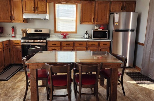 Nauvoo House | Historic Gem 1840's newly furnished brick house.