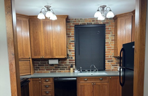 Mattoon Apartment | Historic, loft house with rustic charm meets modern day comfort