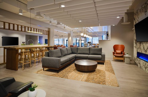 O'Hare Hotel | Holiday Inn Chicago O'Hare – Rosemont by IHG