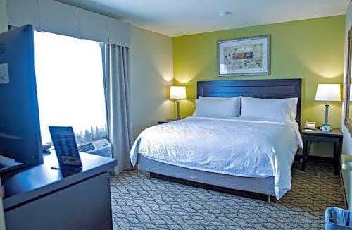 Libertyville Hotel | Holiday Inn Express Hotel & Suites Chicago-Libertyville, an IHG Hotel