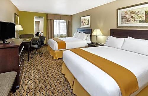 Libertyville Hotel | Holiday Inn Express Hotel & Suites Chicago-Libertyville, an IHG Hotel