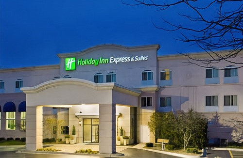 Libertyville Hotel | Holiday Inn Express Hotel & Suites Chicago-Libertyville, an Ihg Hotel