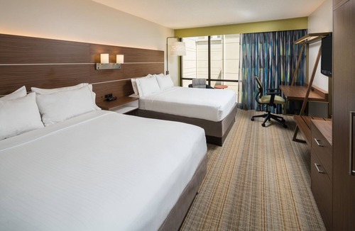 Springfield Hotel | Holiday Inn Express Springfield by IHG