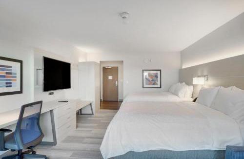 Fox Valley Hotel | Holiday Inn Express & Suites - Lockport by IHG