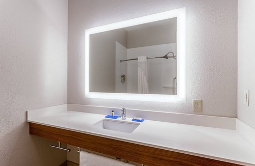 O'Fallon Hotel | Holiday Inn Express & Suites - O'Fallon/Shiloh by IHG
