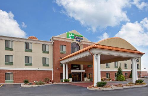 O'Fallon Hotel | Holiday Inn Express & Suites O'Fallon-Shiloh by IHG
