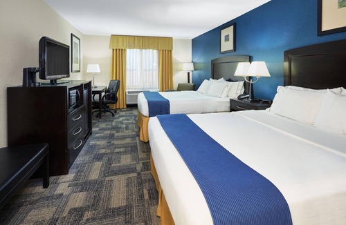 Pekin Hotel | Holiday Inn Express & Suites Pekin (Peoria Area) by IHG