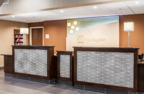 Rock Island Hotel | Holiday Inn Rock Island-Quad Cities by IHG
