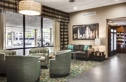 Rock Island Hotel | Holiday Inn Rock Island by IHG
