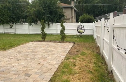 Homewood House | Home Sweet HomewoodnFamily-friendly 4-bedroom house with huge backyard!