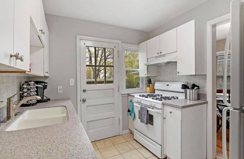 Libertyville House | Home w/2 Kitchen & Living Rooms, Near Naval Base!
