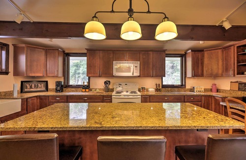Killington Cottage | Home w/Sauna - Close to Pico & Killington Mtns!