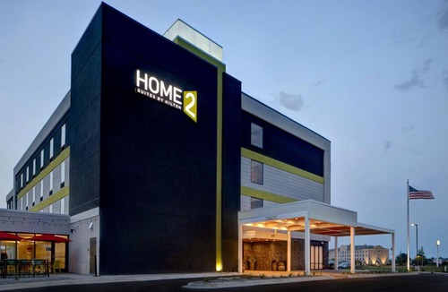 Loves Park Hotel | Home2 Suites By Hilton Loves Park Rockford