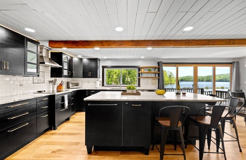 Milton House | Hot Tub, Lakeside, Private Beach, Sleeps 12