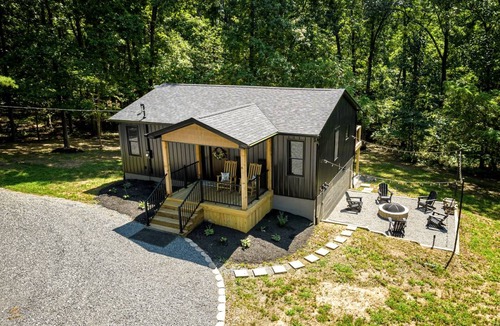 Goreville House | House ∙ 2 bedrooms ∙ 6 guests