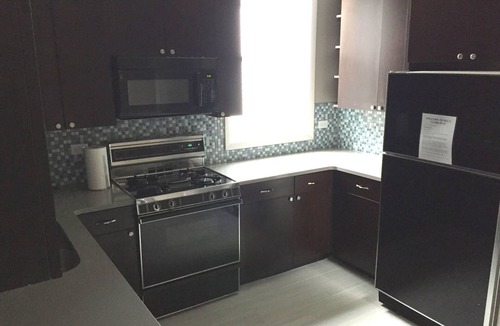 Wrigleyville House | Huge Wrigleyville Beauty -10 beds and 5 baths in the heart of it all!