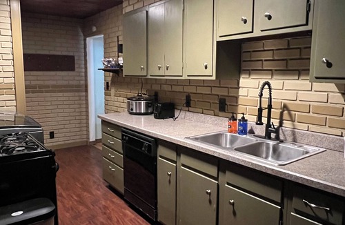 Christopher Cabin | Hunter's Retreat