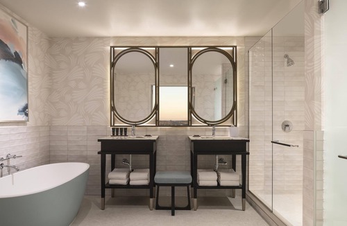 Sobro Hotel | Hyatt Centric Downtown Nashville